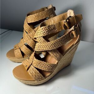 NWOT Dolce Vita Tulle Woven Strappy Wedges women’s size 8.5